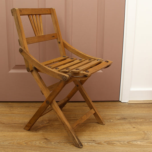 Furniture - a vintage mid-century wooden child's folding chair, manufactured in Czechoslovakia, sunburst or fan-shaped slat backrest, probably manufactured by Sfinx Fiľakovo or Thonet