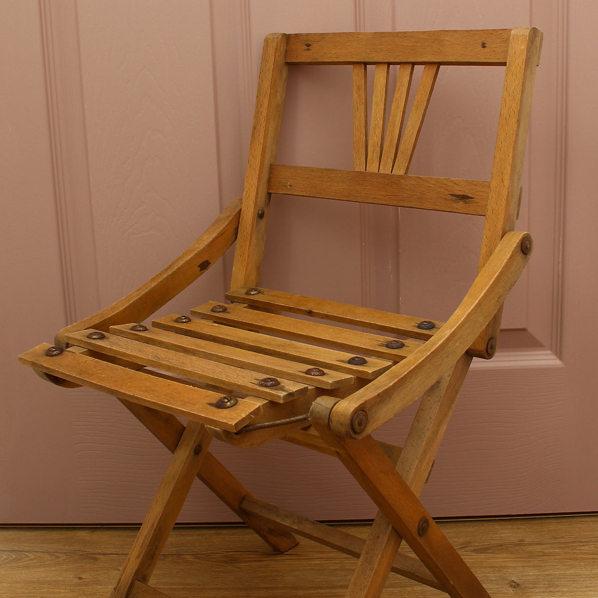 Furniture - a vintage mid-century wooden child's folding chair, manufactured in Czechoslovakia, sunburst or fan-shaped slat backrest, probably manufactured by Sfinx Fiľakovo or Thonet