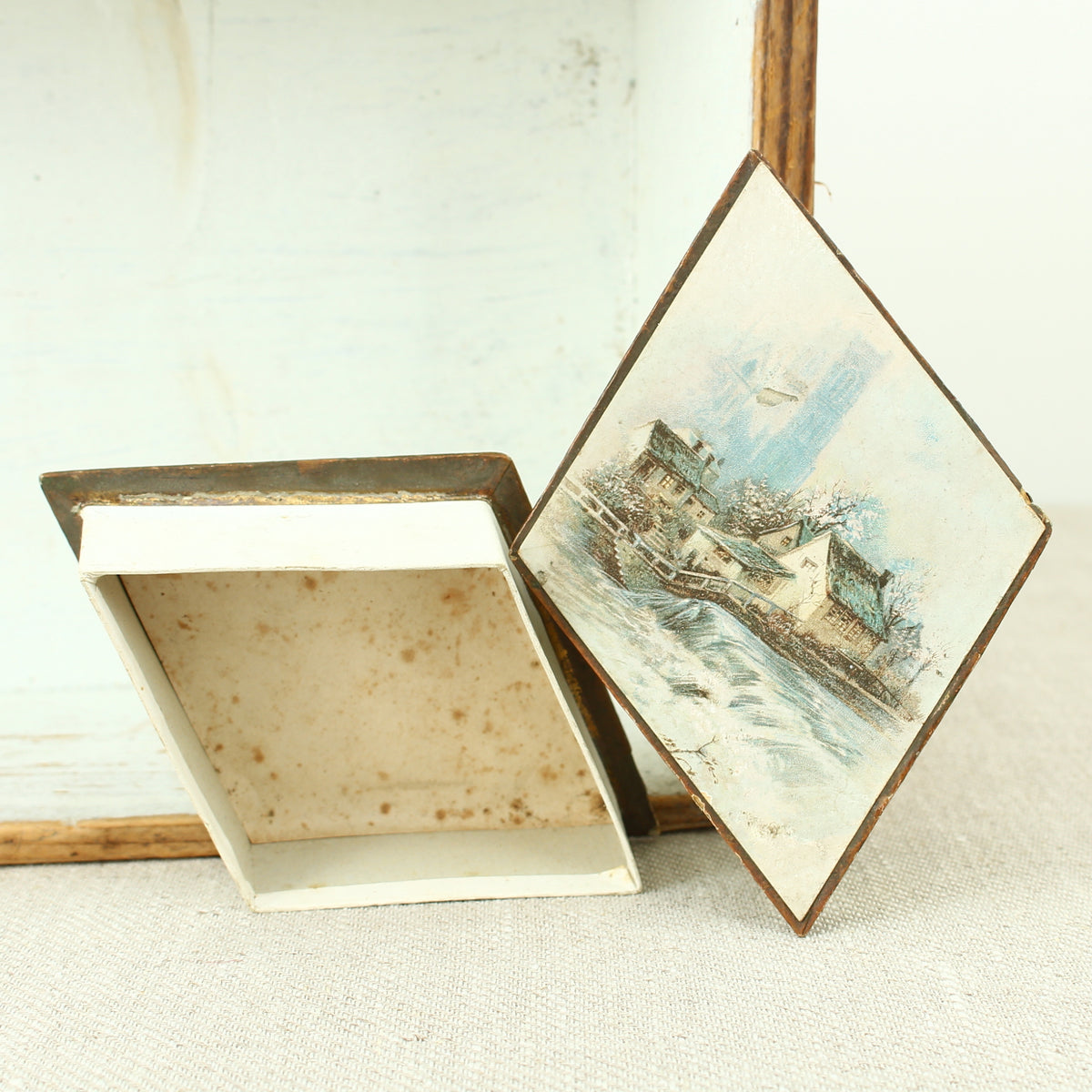Advertising, Confectionery Interest - a late 19th century or early 20th century Fry's chocolate cardboard box