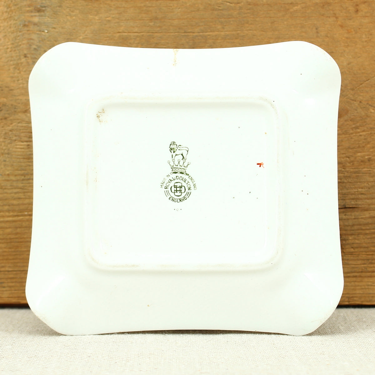 Advertising, Tobacciana - a Royal Doulton shaped rectangular transfer printed cigarette dish, Craven 'A'