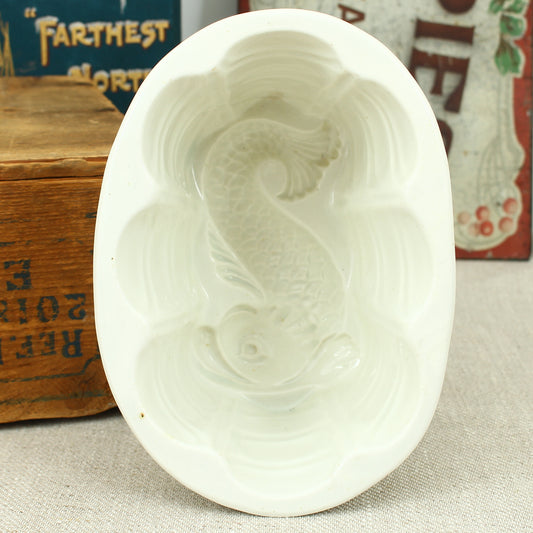 Kitchenalia - a late 19th century Copeland white ironstone jelly mould or savory fish mould