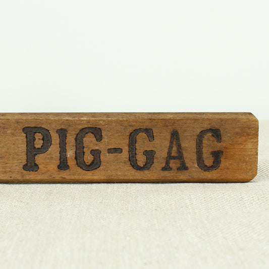Treen, Veterinary Equipment - a wooden rounded rectangular shaped Pig gag stick for dosing