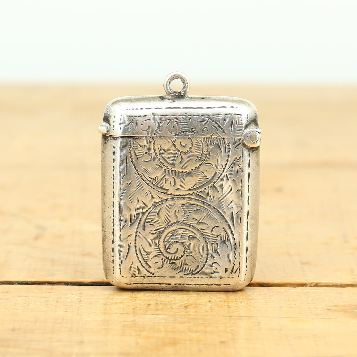 Social History, Suffragette Interest - an Edwardian silver rounded rectangular vesta case