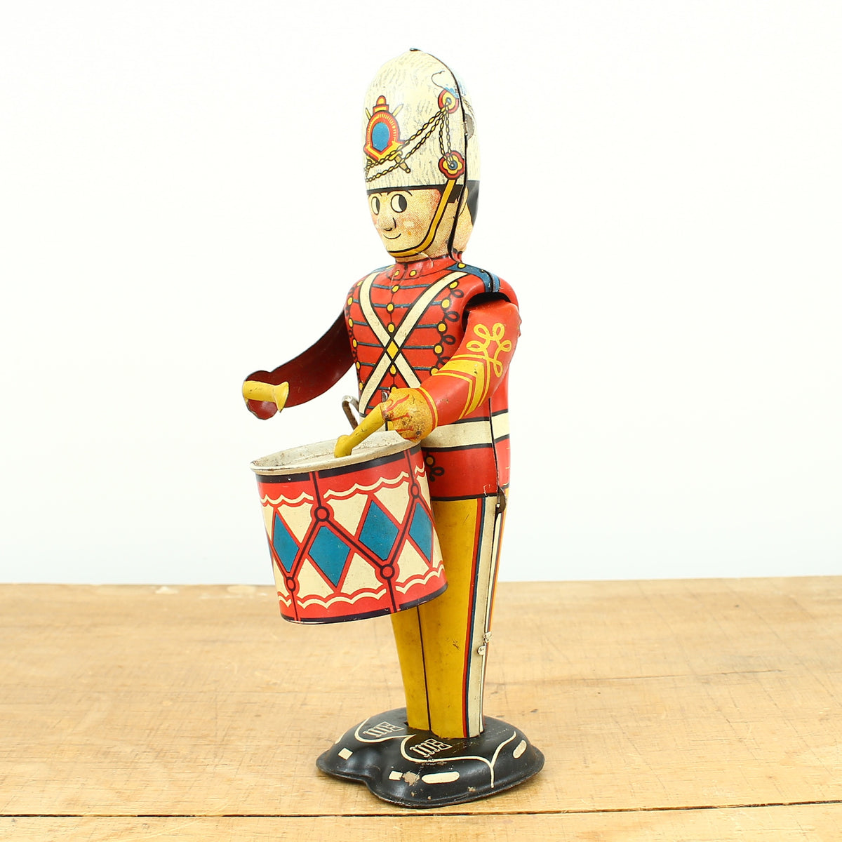 Toys & Juvenalia - a 1940's Louis Marx & Co. Ltd., Swansea, tinplate and clockwork mechanical drummer boy toy, boxed