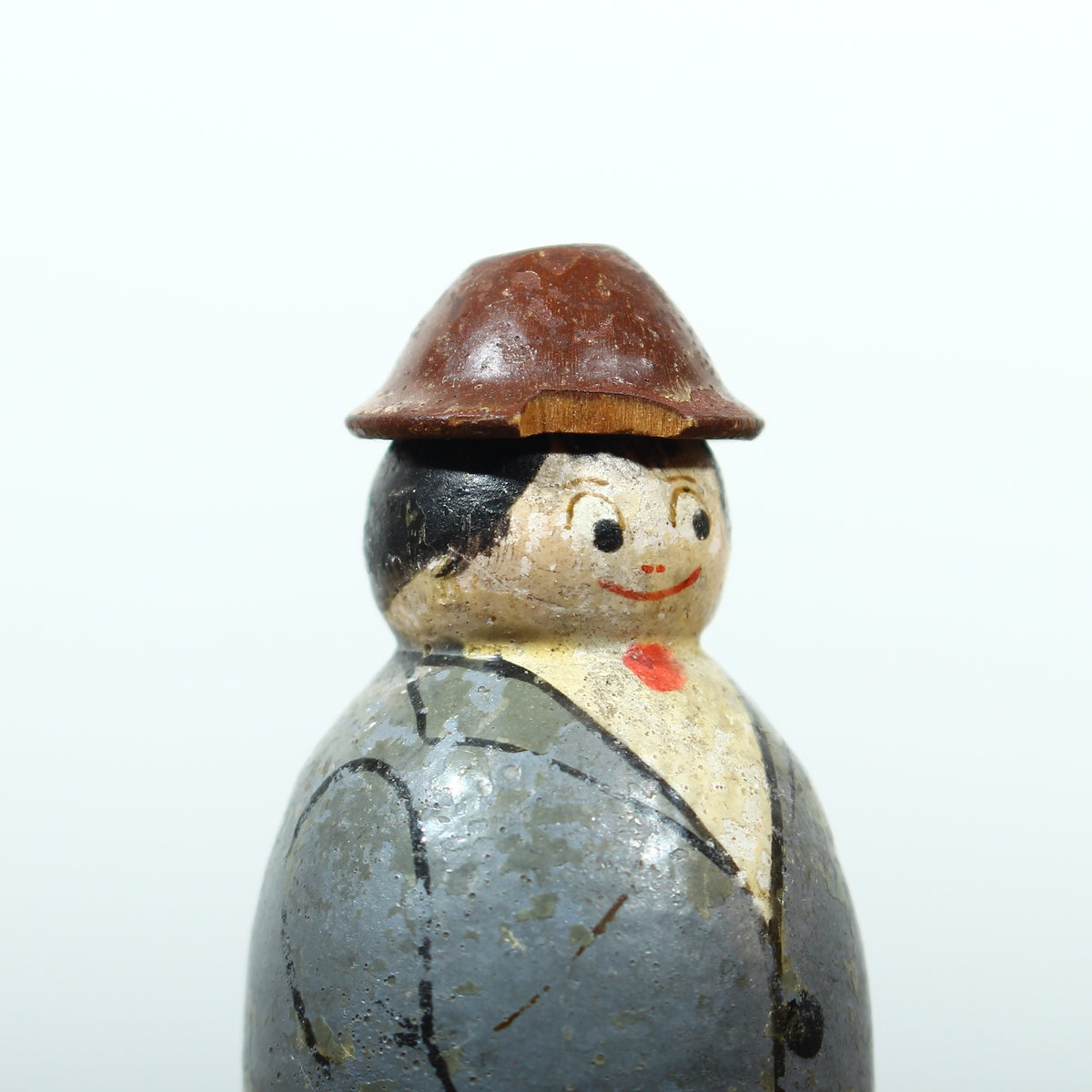Treen, Sewing Requisite - an early 20th century novelty figural wooden needle case or needle holder