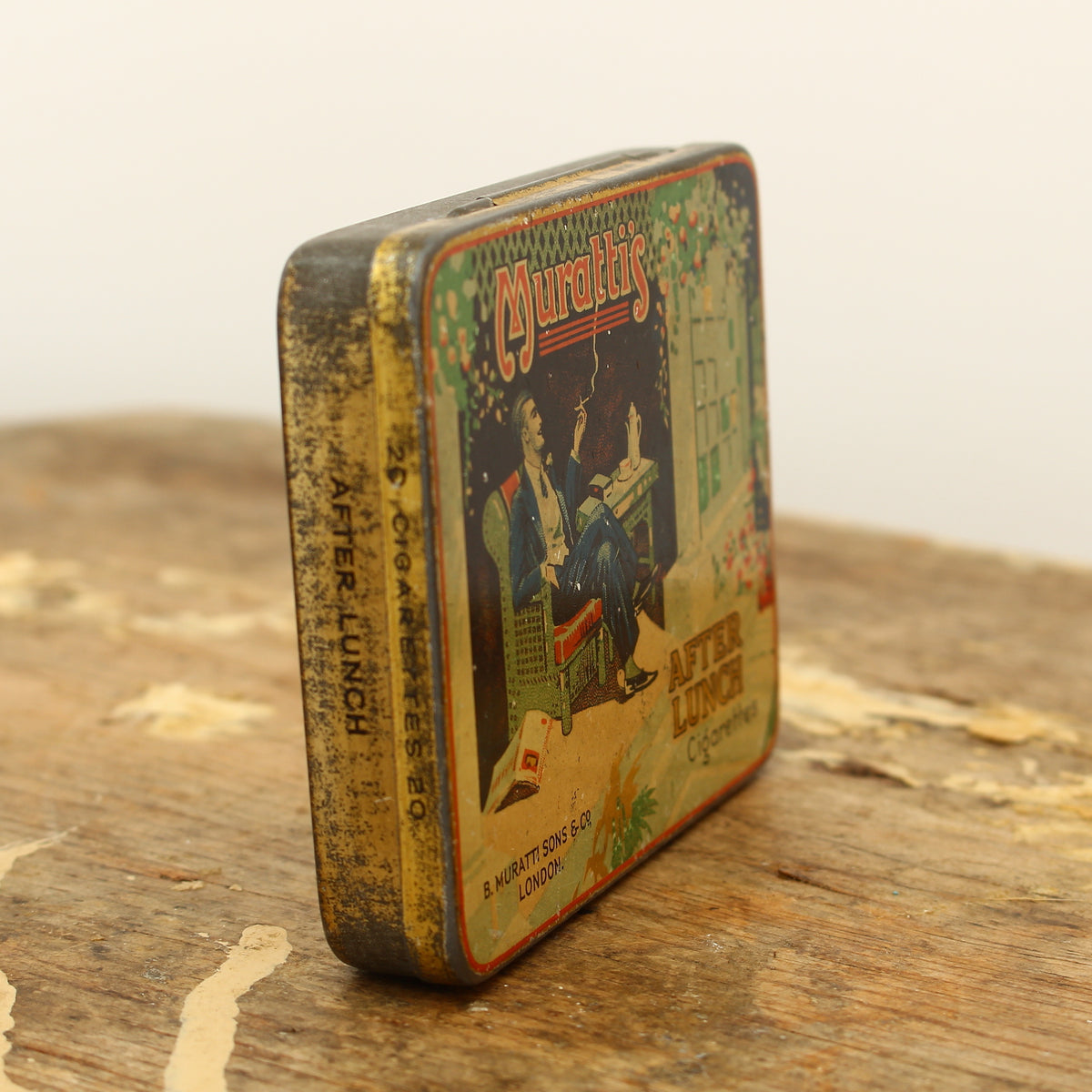 Advertising - a B.Muratti Sons & Co. 1930's rounded rectangular shaped pictorial cigarette tin